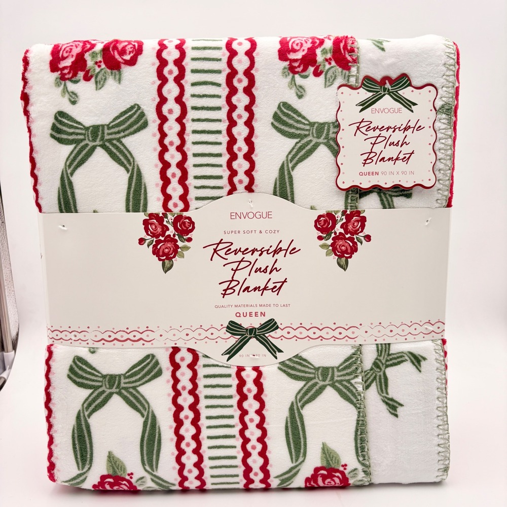 ENVOGUE Queen Reversible‎ Plush Blanket Red Roses Green Bows Cozy Soft 90x90